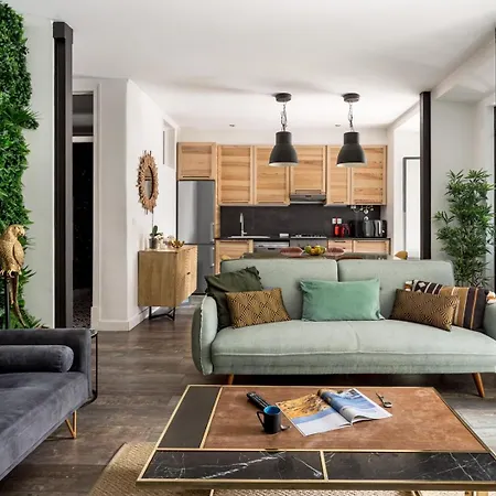 Modern 3br W/ Terrace & Bbq - Near Tram 28 | By Airnest