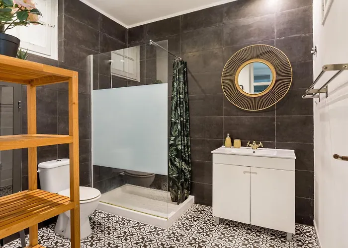 Modern 3br W/ Terrace & Bbq - Near Tram 28 | By Airnest